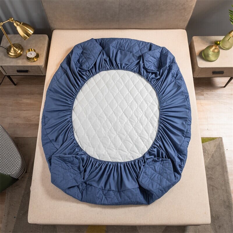 Conjunto Lençol e Fronhas Macias Impermeável e Acolchoado Matelassê - Lux